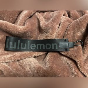 Lululemon Never Lost Keychain BLACK